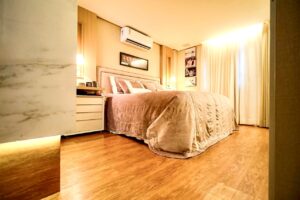 637ef7aa-c3b8-4447-8c6f-0a718bd672b5