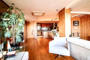 ce7552f9-c4cd-49fa-b2e8-f9e84e0c9a19