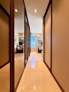 dc440c6c-9a6a-4109-b1ef-633d2f4d1103