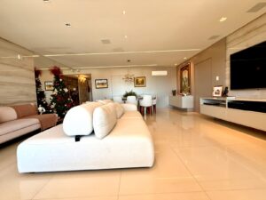 fb3089cf-9aef-48bc-83c8-7006c9845f01